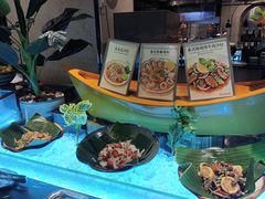 -广州万富希尔顿酒店·感趣自助餐厅·金秋蟹宴生蚝海鲜刺身