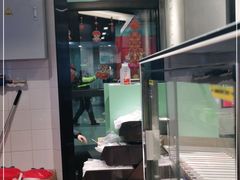 -德克士(虹桥火车站店)