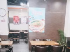 大堂-李先生牛肉面大王(北京站售票厅餐厅)