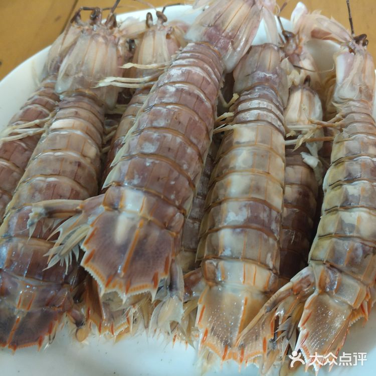 皮皮虾60多块一斤，然后就是已斤多要70块钱