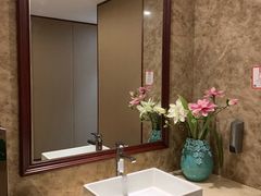 -鼎族怡华·指压·油压·经络(西单昌盛大厦店)