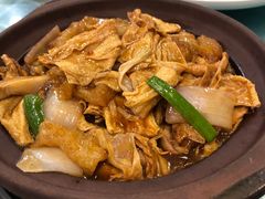 支竹猪蹄根煲-粤·向群饭店(泮塘路店)