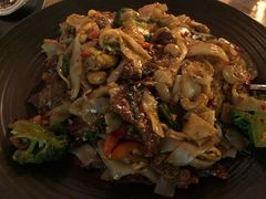 -Thai Pothong Restaurant