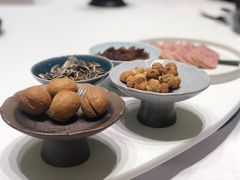 -红鼎豆捞·非遗鲍皇汤火锅(宝丰路店)