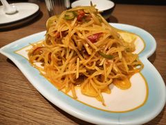 -街角等你.大连海鲜烧烤.经典铁板海鲜串(西安路店)