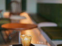 -luutosa  cafe & tea 鹿兔山