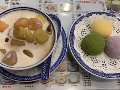 -广信牛奶甜品世家(台东店)