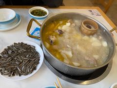 -朴小妹人参鸡汤火锅(长白山万达店)