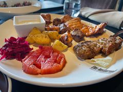 艾菲斯烤肉拼盘-Efes Turkish & Mediterranean Cuisine 艾菲斯餐厅(陆家嘴店)