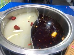-马路边边·成都串串(翠柏路店)