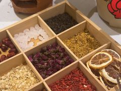 -小茉庐和牛自助火锅(龙湖万达店)