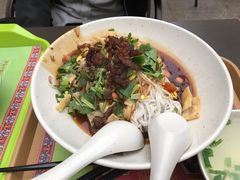 -海口骑楼小吃街