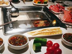 -海底捞火锅鲜切牛肉主题店(长寿路店)