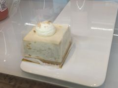 菠萝燕麦蛋糕-Seesaw Coffee(上海尚悦湾店)