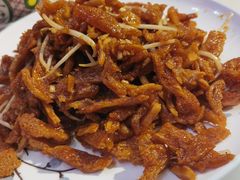 糖醋面筋-天天初二·天津传统捞面·天津特色菜(凌奥总店)