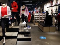 -adidas(印象城购物中心店)
