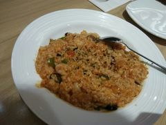 -必胜客(WOW中心城店)