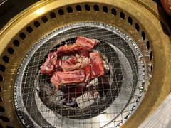 -山川小町·极番烧肉(新地假日广场店)