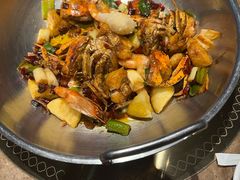 -七欣天香辣蟹火锅(上海银亿滨江店)