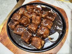 铁板黑椒香芋-雍沪里·沪湘融合菜( 康桥店)