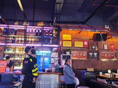 -喜鹊音乐酒馆(西街店)