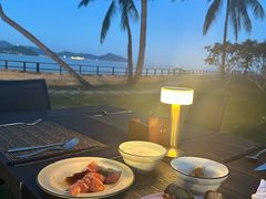 -JW万豪厨房餐厅·滨海草坪烧烤·海鲜·海景(三亚绿发山海天JW万豪酒店)