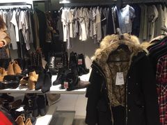 -ZARA(万达广场二七店)
