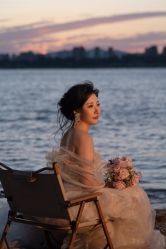 -雪中彩影婚纱摄影·微光艺术中心