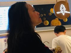 -喜茶(北京华贸购物中心店)