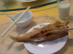 炸鱼-燕北云山·农家菜·灶台鱼(密云溪翁庄店)