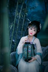 点击看大图 -九月鹰飞汉服摄影工作室