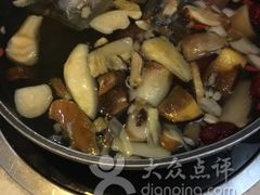 -一叶一世界•素食餐厅(环球中心店)