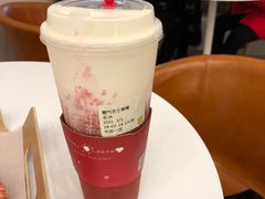 -奈雪的茶(市百一店)
