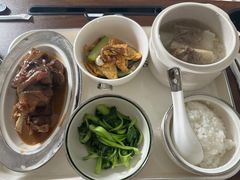 -臻爱住家月嫂育儿嫂(万达店)