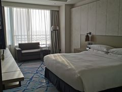 -上海漕河泾万丽酒店