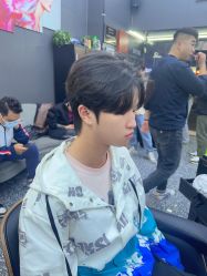 -藤野造型专业烫染接发