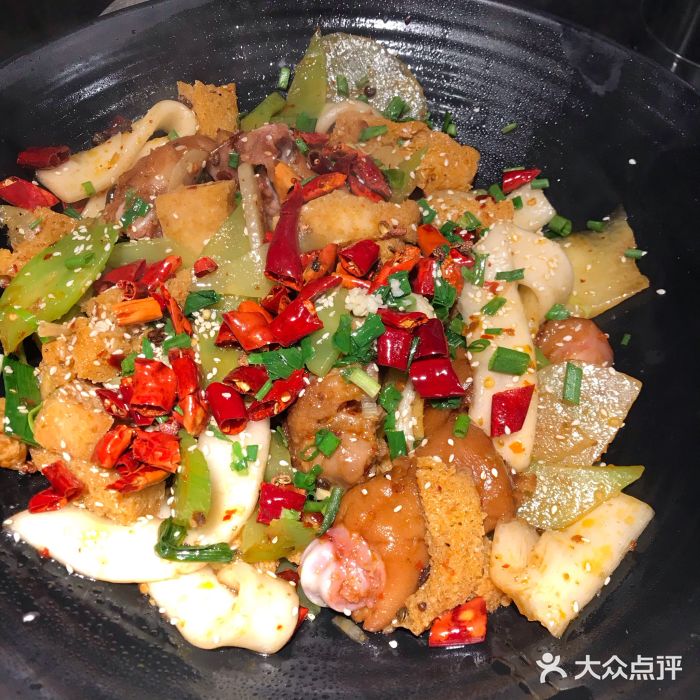 牛冲天麻辣香锅涮牛肚(亲贤店)图片