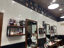 -MARTIN'S BARBER SHOP男士理发馆