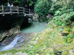 -龙水峡地缝景区