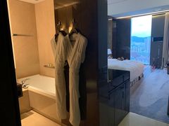 -广州天河希尔顿酒店