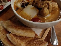 -Chom Cafe and Restaurant