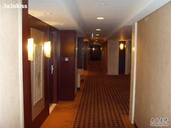 -上海波特曼丽思卡尔顿酒店