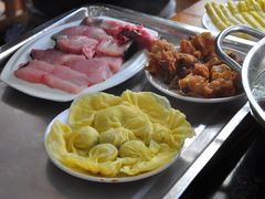 -苗伯妈酸汤火锅
