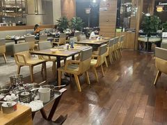 -华邑酒店·鲜艳全日自助餐厅