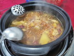 -花苑美食横琴生蚝火锅(拱北粤华路店)