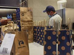 -瑞幸咖啡(凯德龙之梦莘庄店)