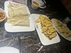 -仄园围炉坊·牛肉火锅·汕头卤水火锅(蛇口店)