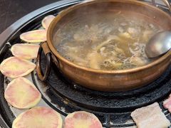 -阿山卓·野生菌火锅·纳西火塘烤肉