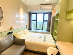 -东方体育中心(地铁站)