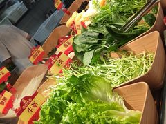-四囍码头海鲜烧烤自助火锅(外滩南京东路悦荟广场店)